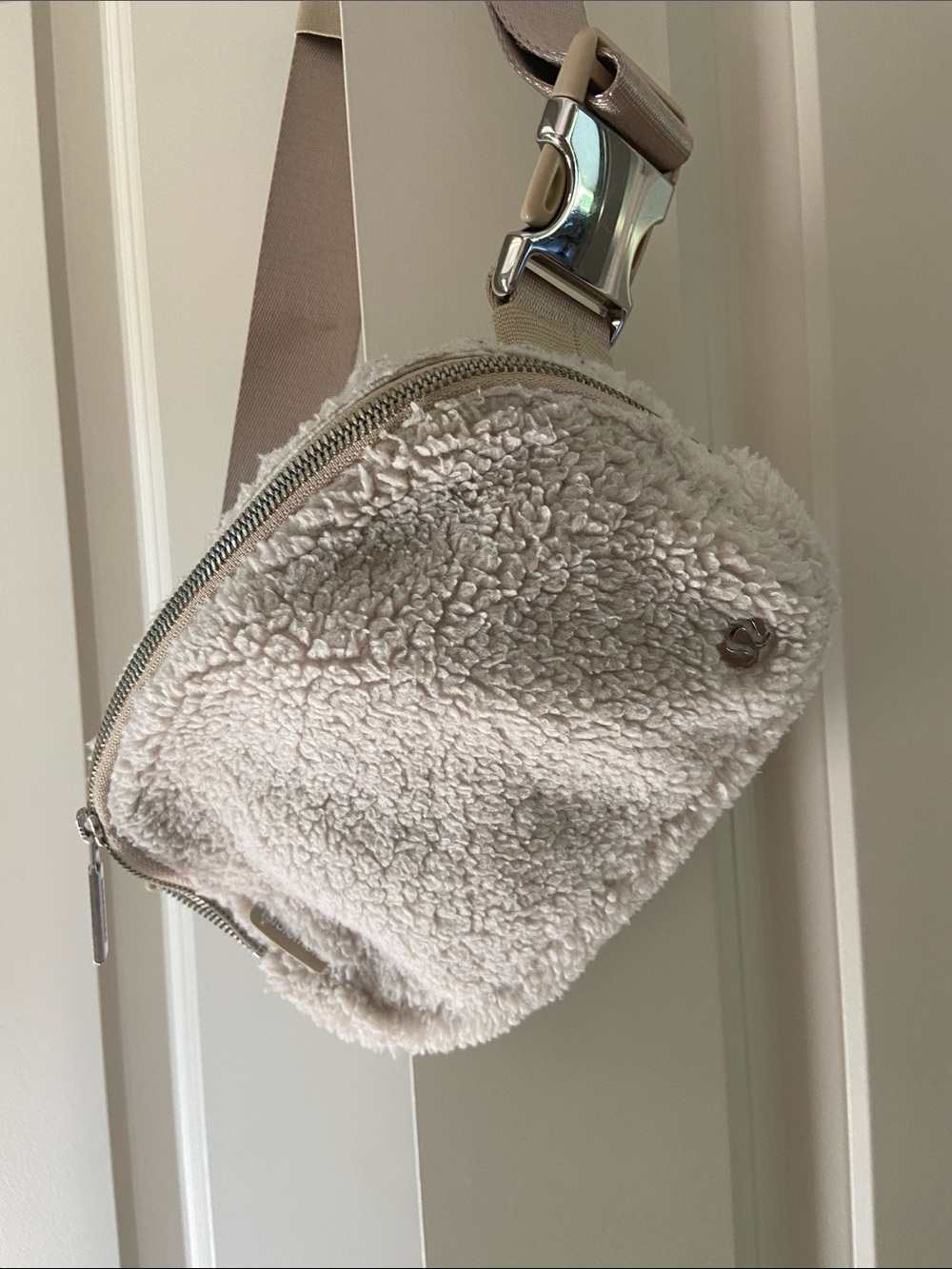 lululemon athletica Cream Sherpa Fleece Belt Bag